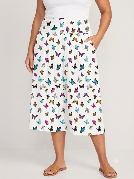 Pants - White Butterfly Print Loose Comfy Capris